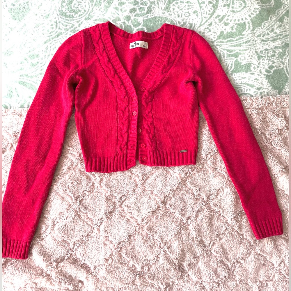 HOLLISTER Red Long Sleeved Cable Knit Sweater Size S Junior Girls 10-12 to 14-16